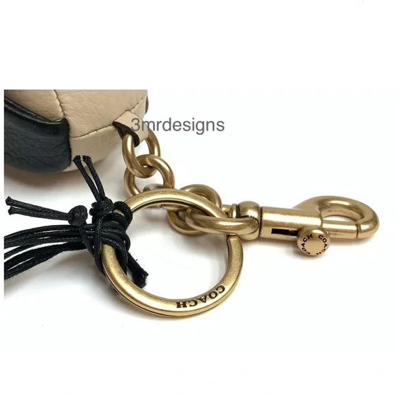 NWT COACH X Peanuts Snoopy Refined Pebble Leather & Smooth Leather Keychain - Picture 6 of 9